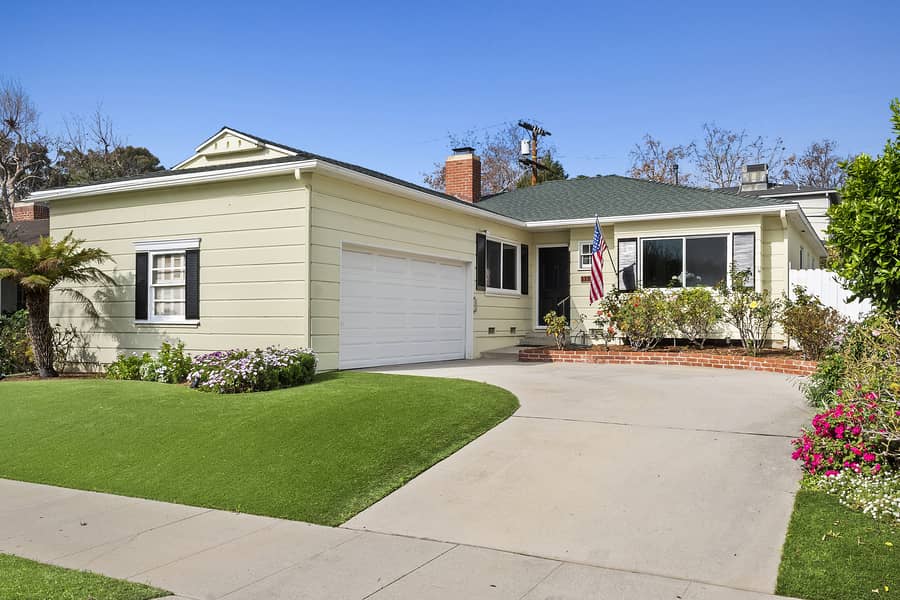 11357 Gladwin Street, Los Angeles, CA 90049, USA