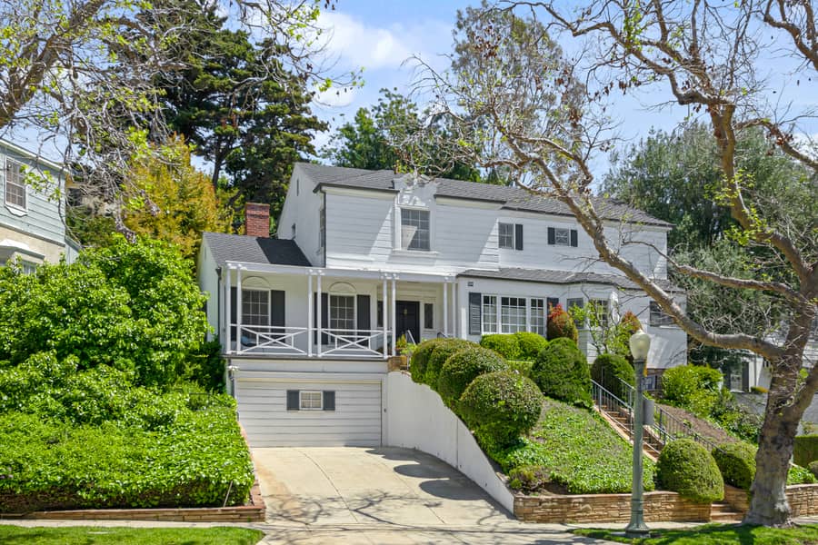 900 Westhome Avenue, Little Holmby