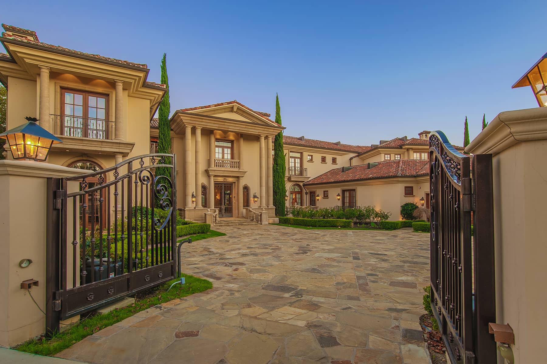 LUXURY BEL AIR CREST ESTATE