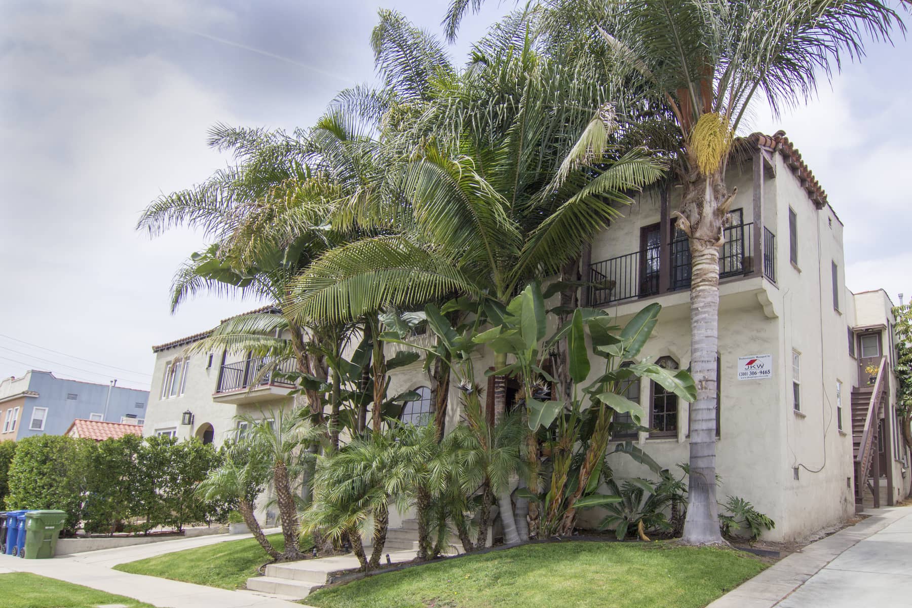 1355 S Mansfield Ave, Los Angeles, CA 90019