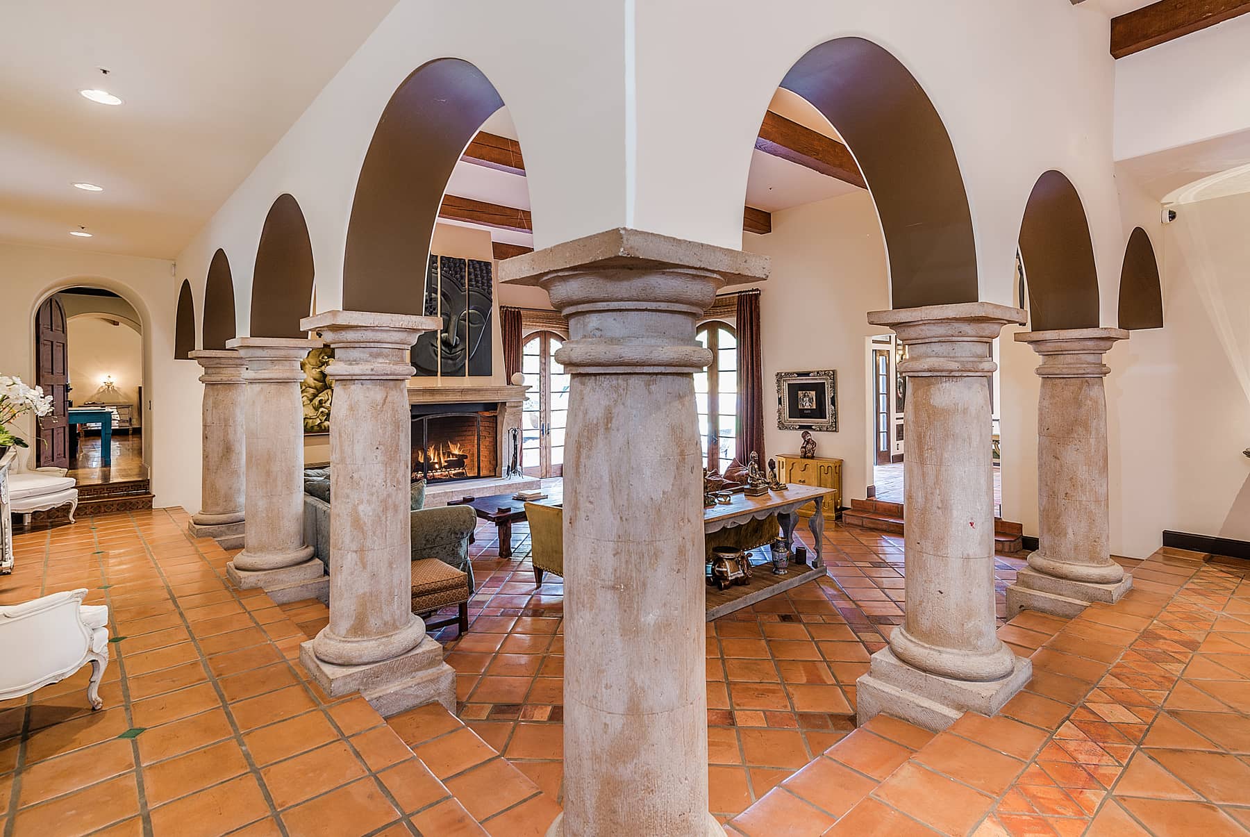 14144 Beresford Rd, Beverly Hills, CA 90210