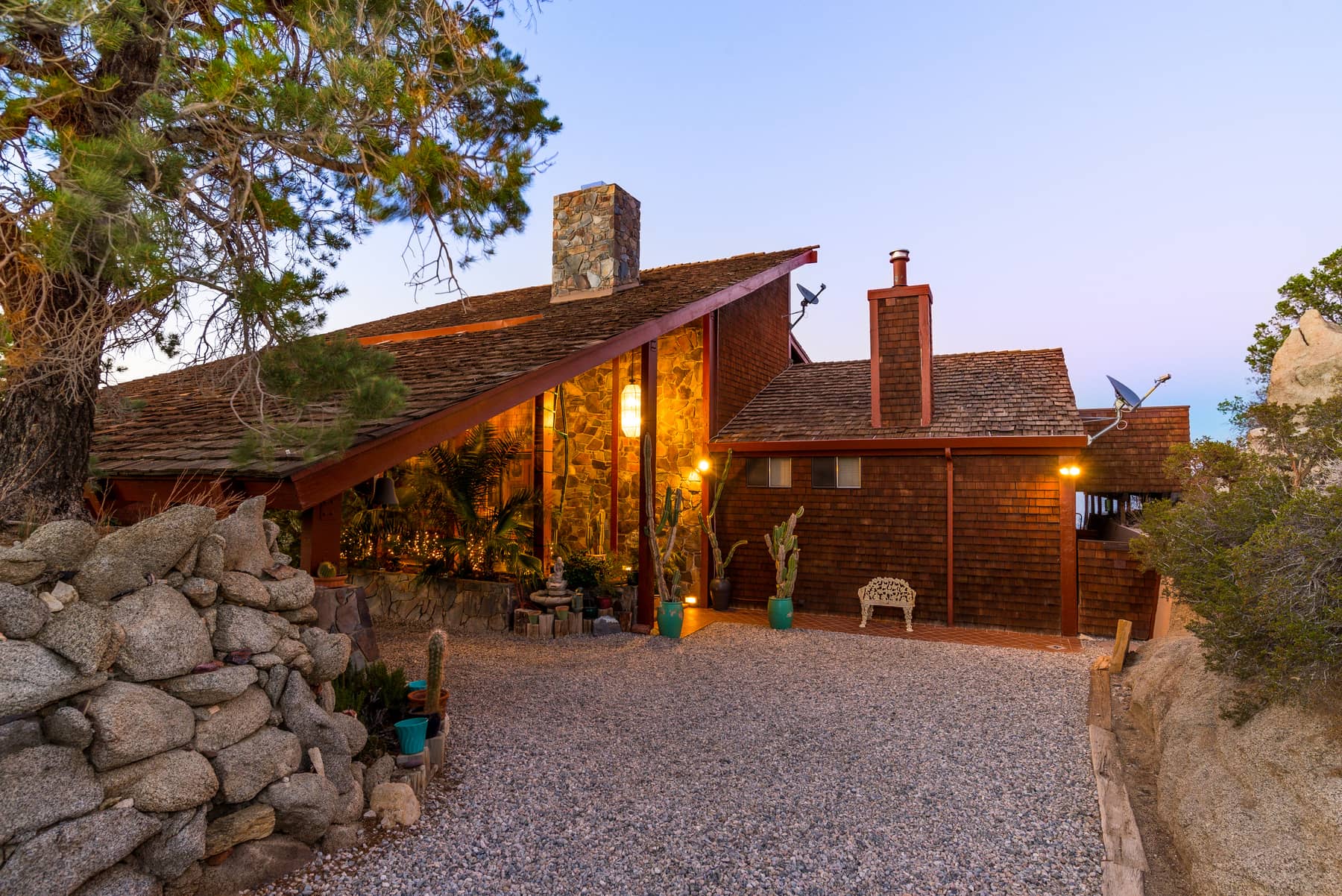 FRANK SINATRA'S DESERT HIDEAWAY "VILLA MAGGIO"