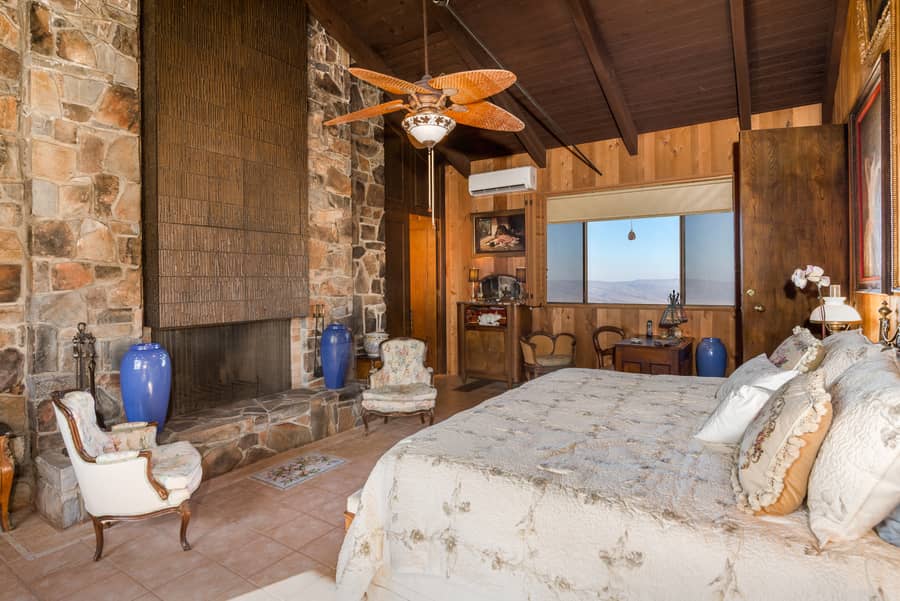 FRANK SINATRA'S DESERT HIDEAWAY "VILLA MAGGIO"