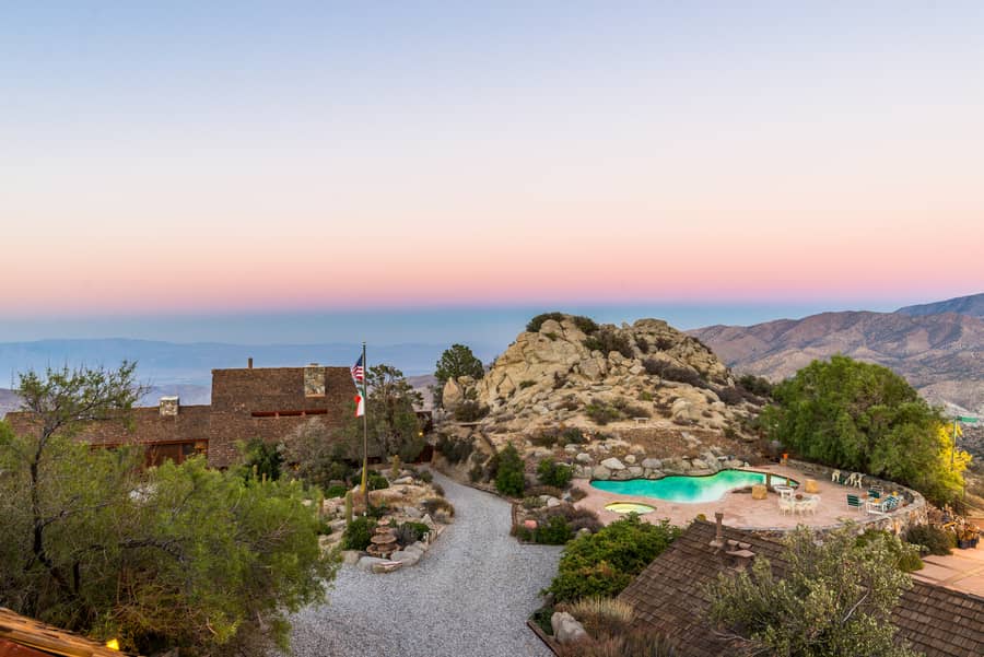 FRANK SINATRA'S DESERT HIDEAWAY "VILLA MAGGIO"