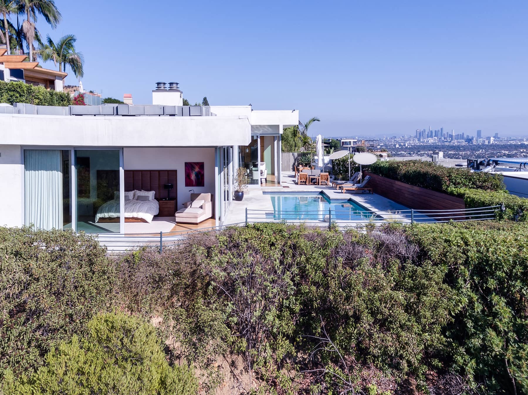 1439 Devlin Drive, Los Angeles, CA 90069