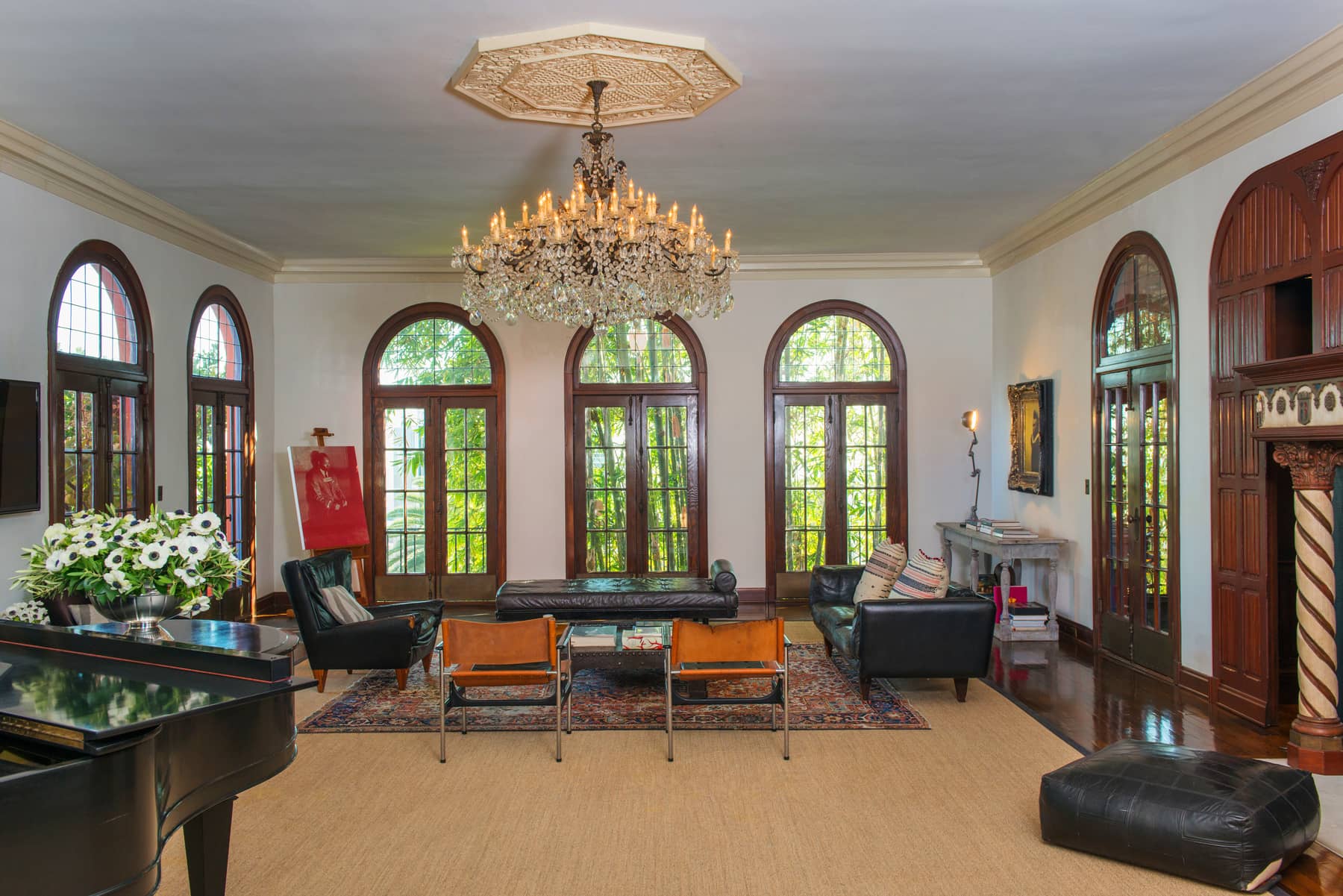 1331 Miller Dr, Los Angeles, CA 90069