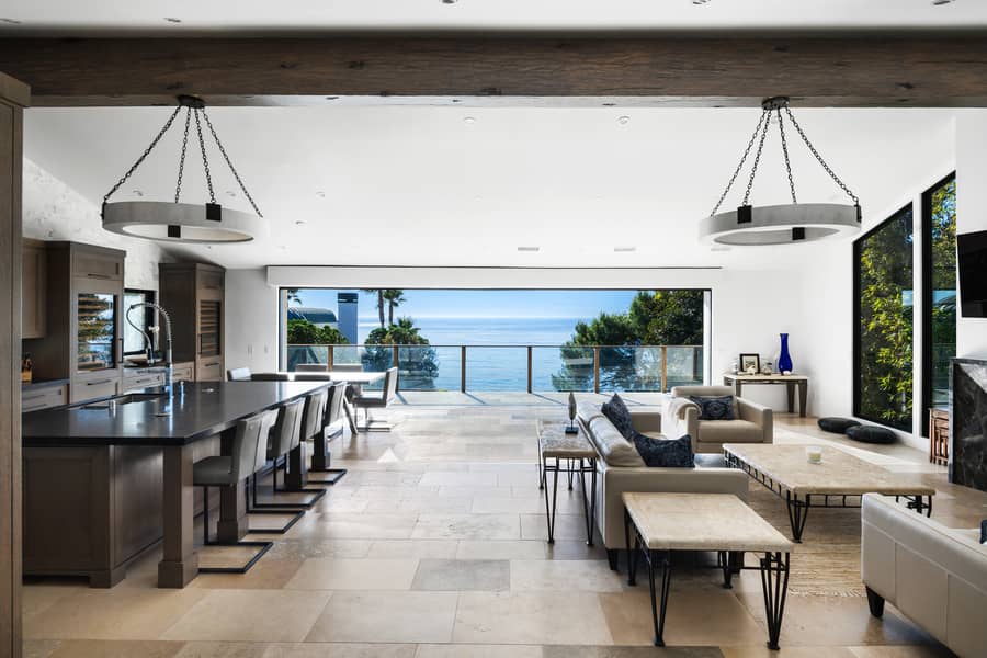 Point Dume Ocean Bluff Home for Lease