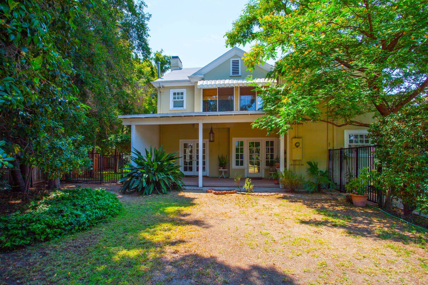 148 S Wilton Place, Los Angeles