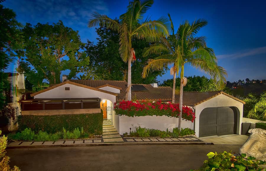 Stunning Silver Lake Villa SOLD IN MULTIPLE OFFERS