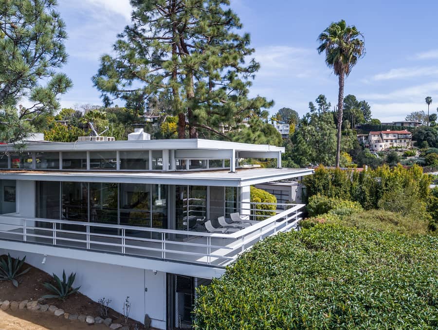 5699 Holly Oak Drive