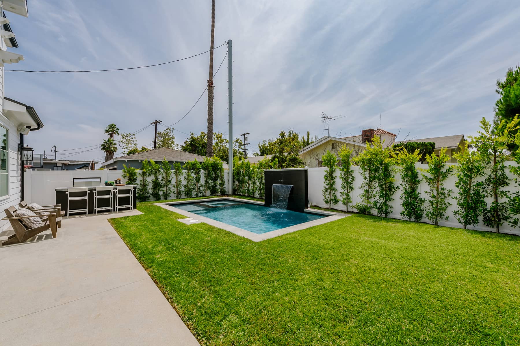 2463 Patricia Ave, Los Angeles, CA 90064, USA