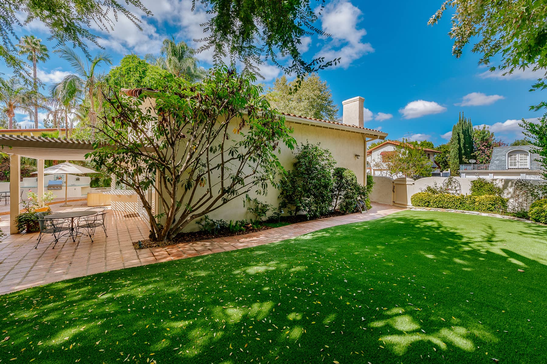 22753 Flamingo St, Woodland Hills, CA 91364, USA