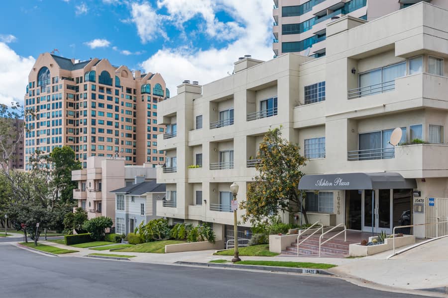 Updated Westwood Luxury Condo