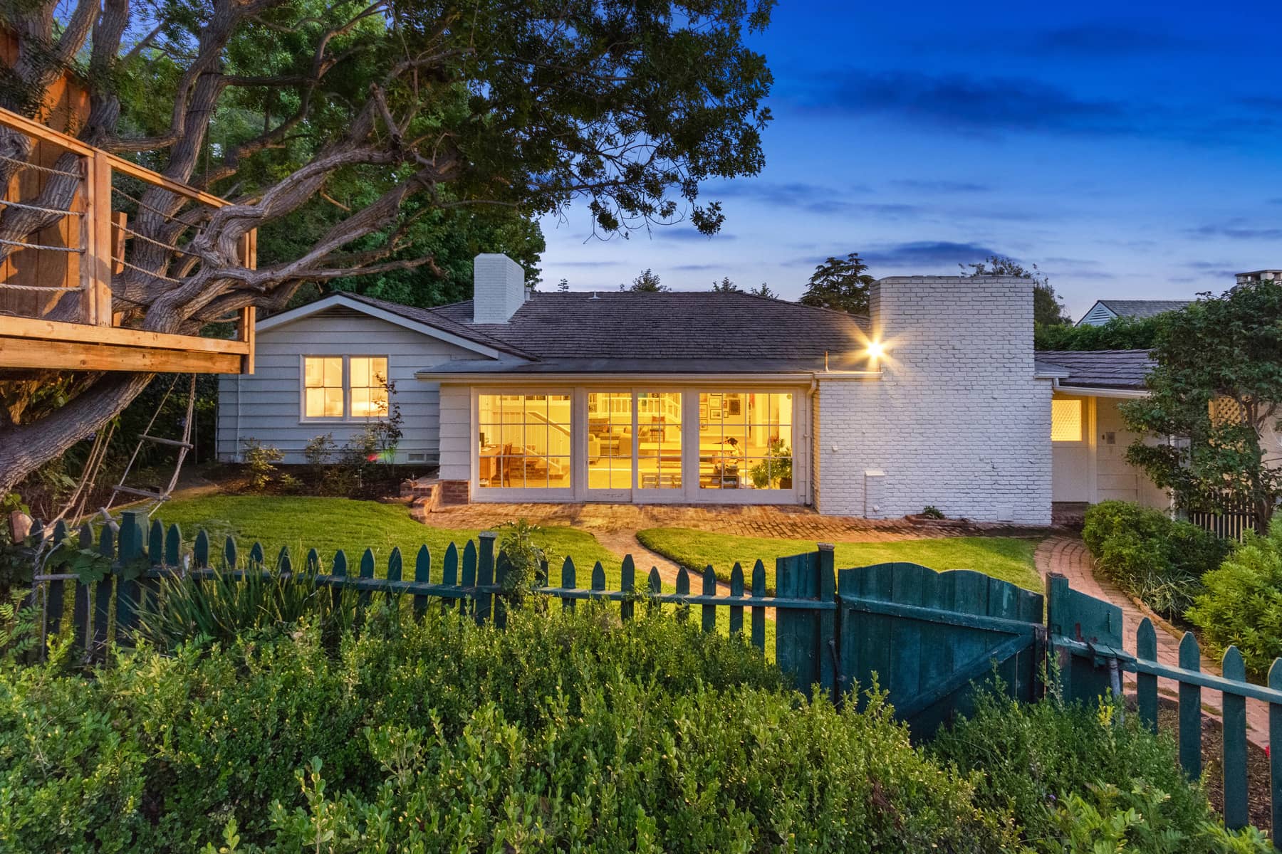 1661 San Remo Dr, Pacific Palisades, CA 90272, USA