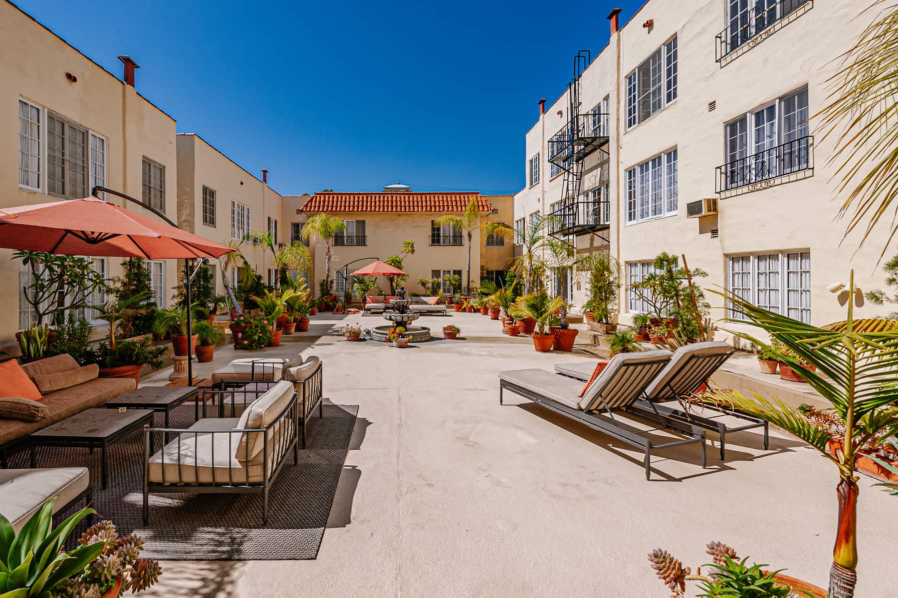 1345 N Hayworth Ave, 208, West Hollywood, CA 90046, USA