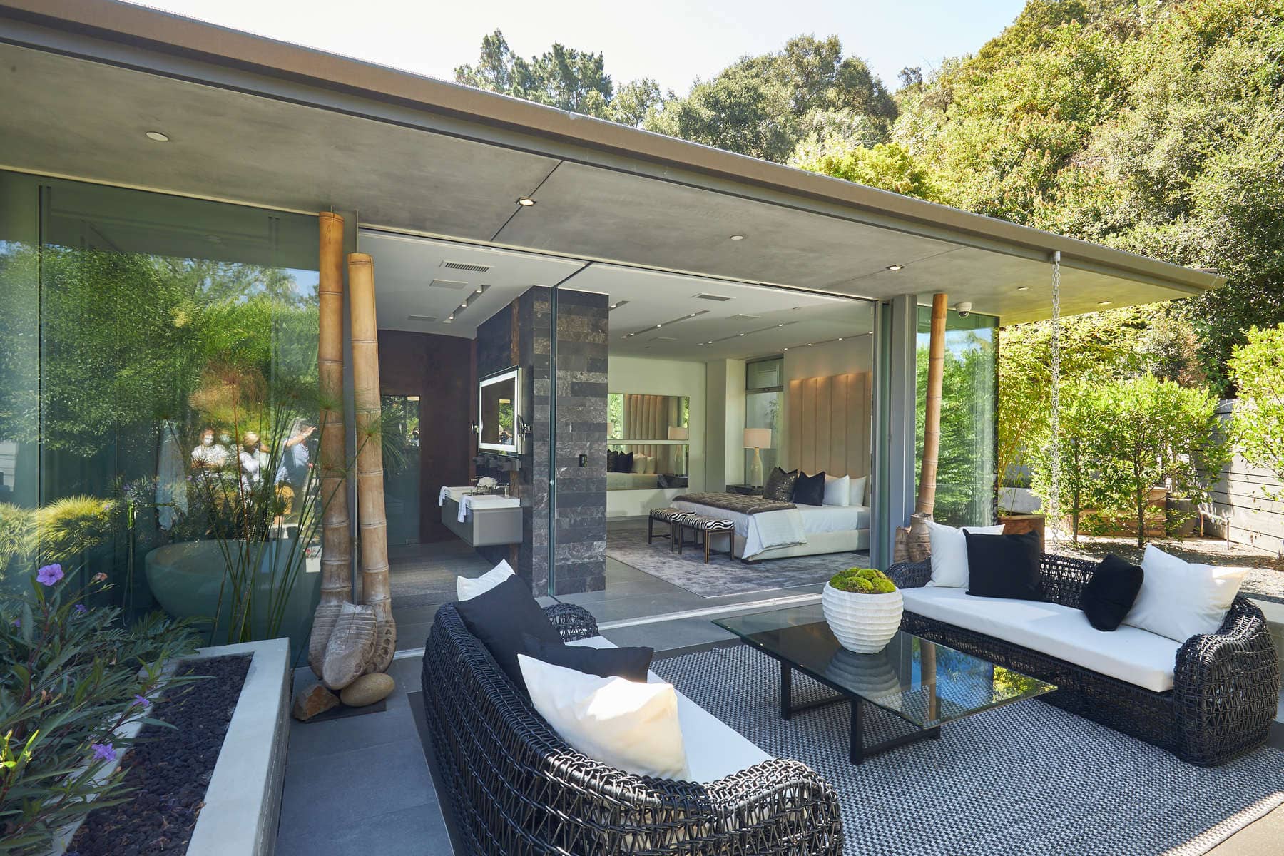 1975 Loma Vista Dr Beverly Hills